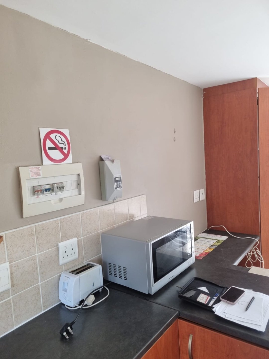 1 Bedroom Property for Sale in C Place Eastern Cape